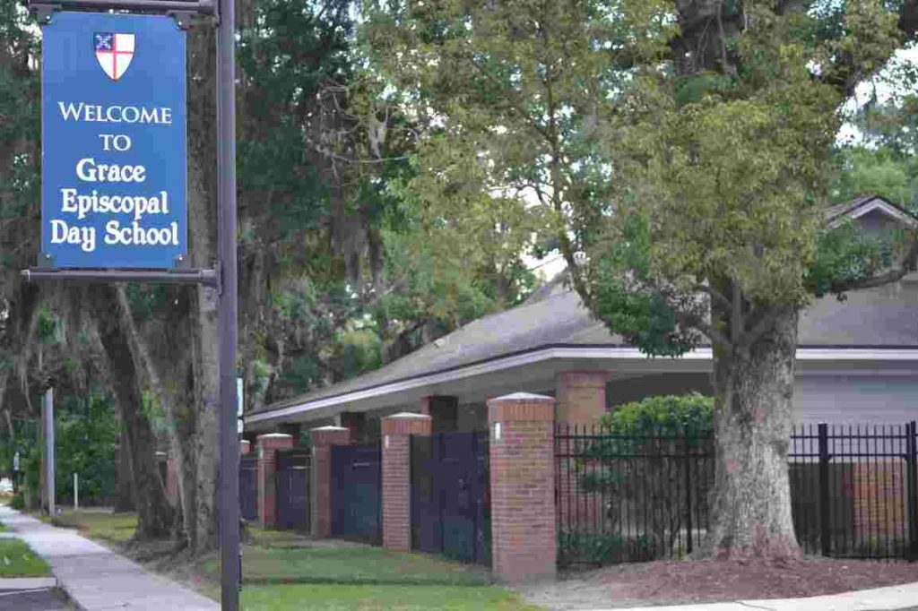 GEDS flag in front of Preschool building facing Kingsley Ave